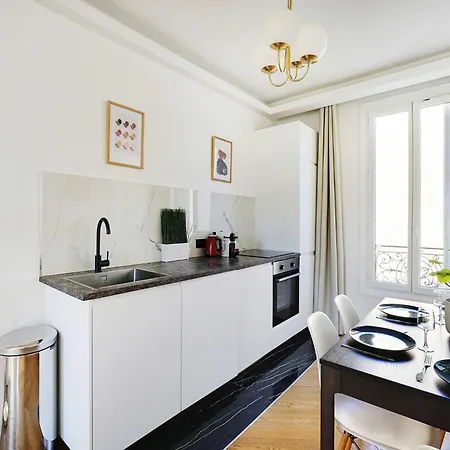 Magnificent - 2br 6p - Tour Eiffel Apartment *